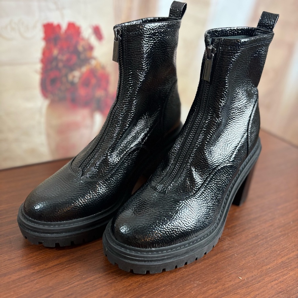 NEW Michael Kors Cyrus booties in black patent leather - Picture 7 of 12